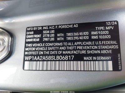 PORSCHE MACAN