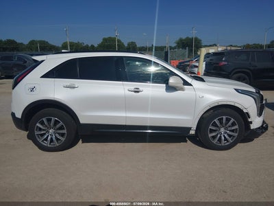 CADILLAC XT4
