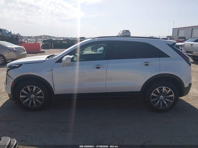 CADILLAC XT4