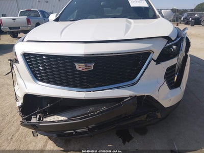 CADILLAC XT4
