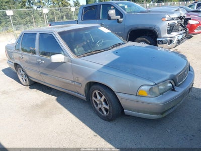 1999 Volvo S70
