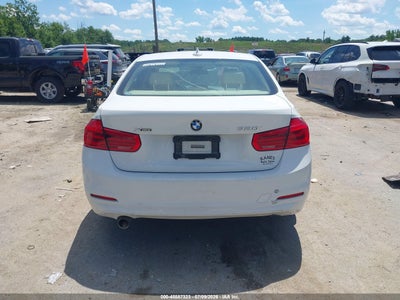 BMW 320I