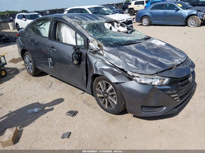 3N1CN8EV8SL827061 NISSAN VERSA Photo 1