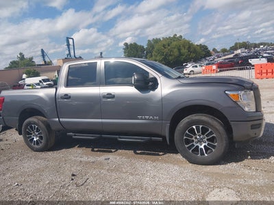 NISSAN TITAN