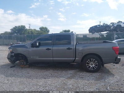 NISSAN TITAN