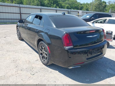 CHRYSLER 300