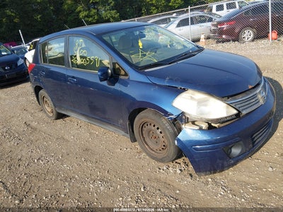 3N1BC13E17L386960 NISSAN VERSA Photo 1
