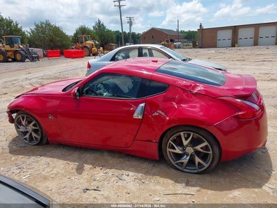 NISSAN 370Z