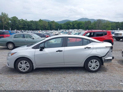 NISSAN VERSA
