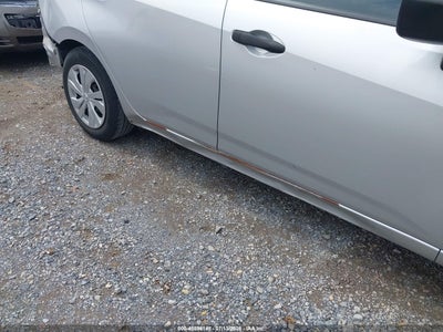 NISSAN VERSA