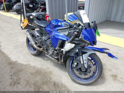 2020 Yamaha Yzfr1