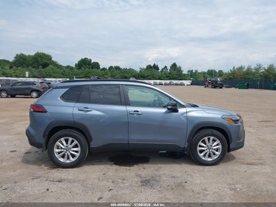 TOYOTA COROLLA CROSS