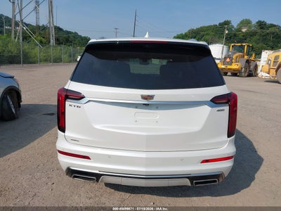 CADILLAC XT6