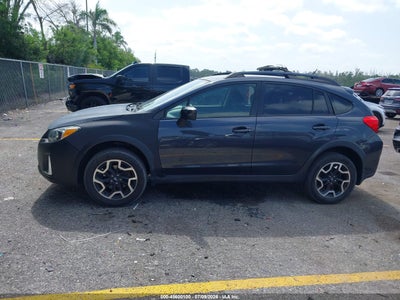 2017 SUBARU CROSSTREK 14