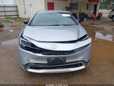TOYOTA PRIUS PLUG-IN HYBRID