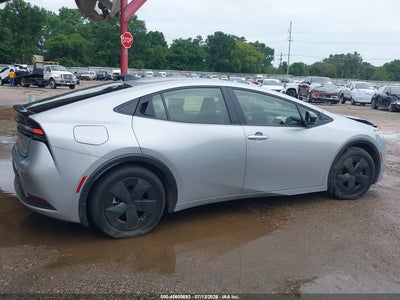 TOYOTA PRIUS PLUG-IN HYBRID
