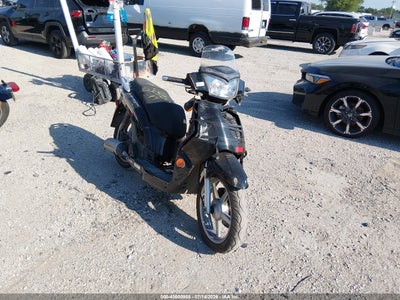 2009 Kymco Usa Inc People
