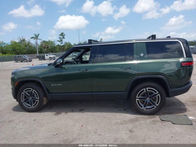 RIVIAN R1S