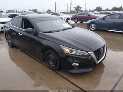 2020 Nissan Altima