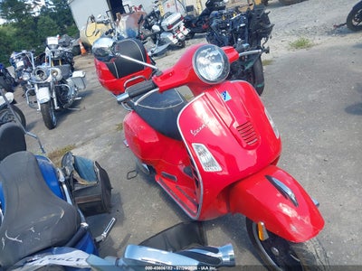 2010 Vespa Gts