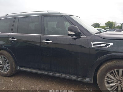 INFINITI QX80