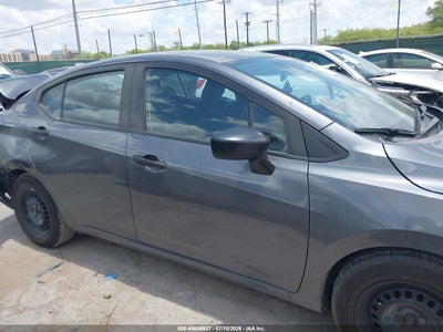 NISSAN VERSA