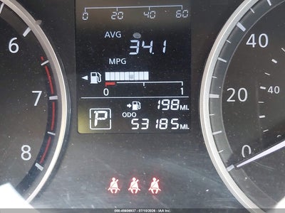 NISSAN VERSA