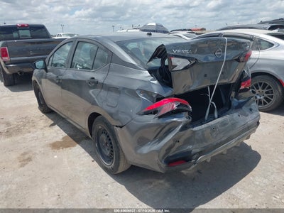 NISSAN VERSA
