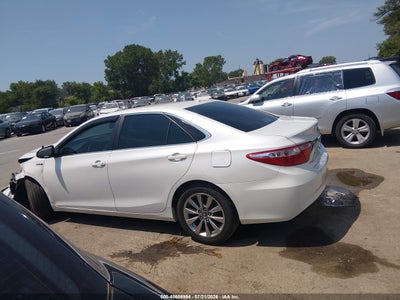 TOYOTA CAMRY HYBRID