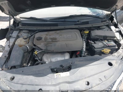 CHRYSLER 200