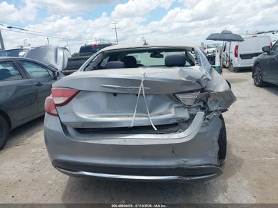 CHRYSLER 200