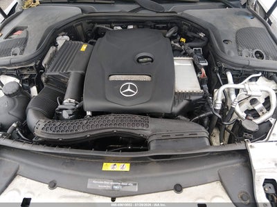 MERCEDES-BENZ E 300