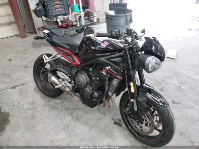2018 Triumph Motorcycle Street Triple