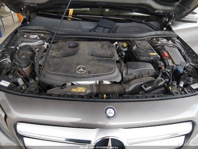MERCEDES-BENZ GLA 250