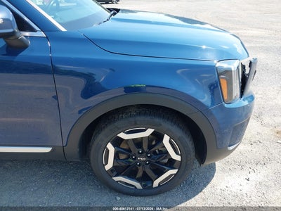 KIA TELLURIDE