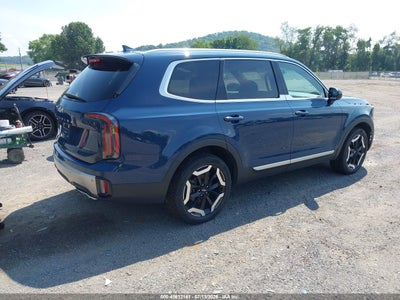 KIA TELLURIDE