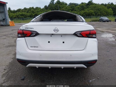 NISSAN VERSA