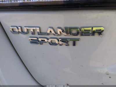 MITSUBISHI OUTLANDER SPORT