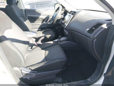 MITSUBISHI OUTLANDER SPORT