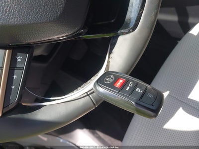 TOYOTA GRAND HIGHLANDER HYBRID