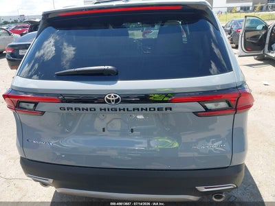 TOYOTA GRAND HIGHLANDER HYBRID