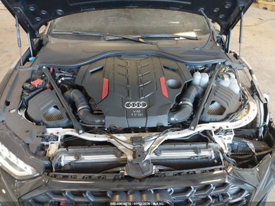AUDI S8