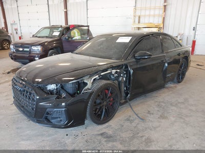 AUDI S8