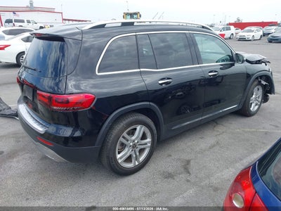 MERCEDES-BENZ GLB 250