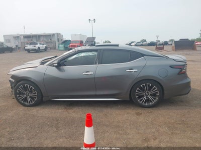 NISSAN MAXIMA