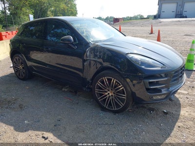 2015 Porsche Macan