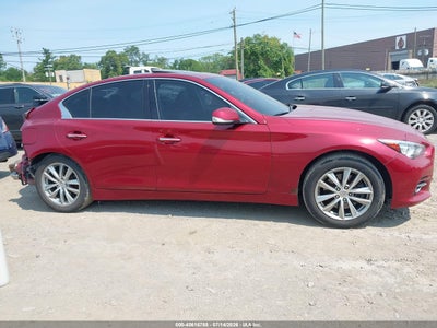 INFINITI Q50