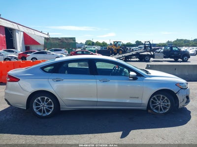 FORD FUSION HYBRID
