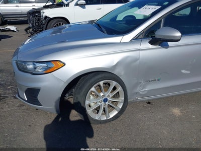 FORD FUSION HYBRID