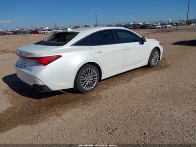 TOYOTA AVALON